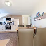 Bergglueck Apartament *