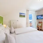 Apartament Bergglueck *