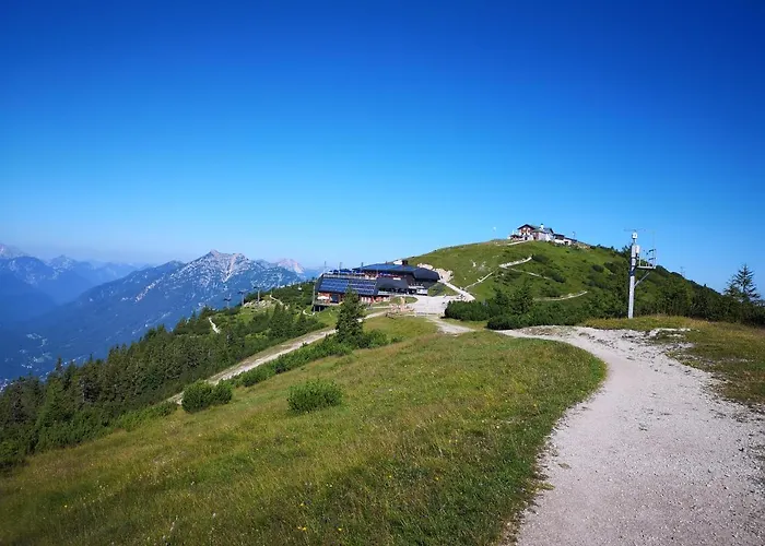 Bergglueck Apartman *